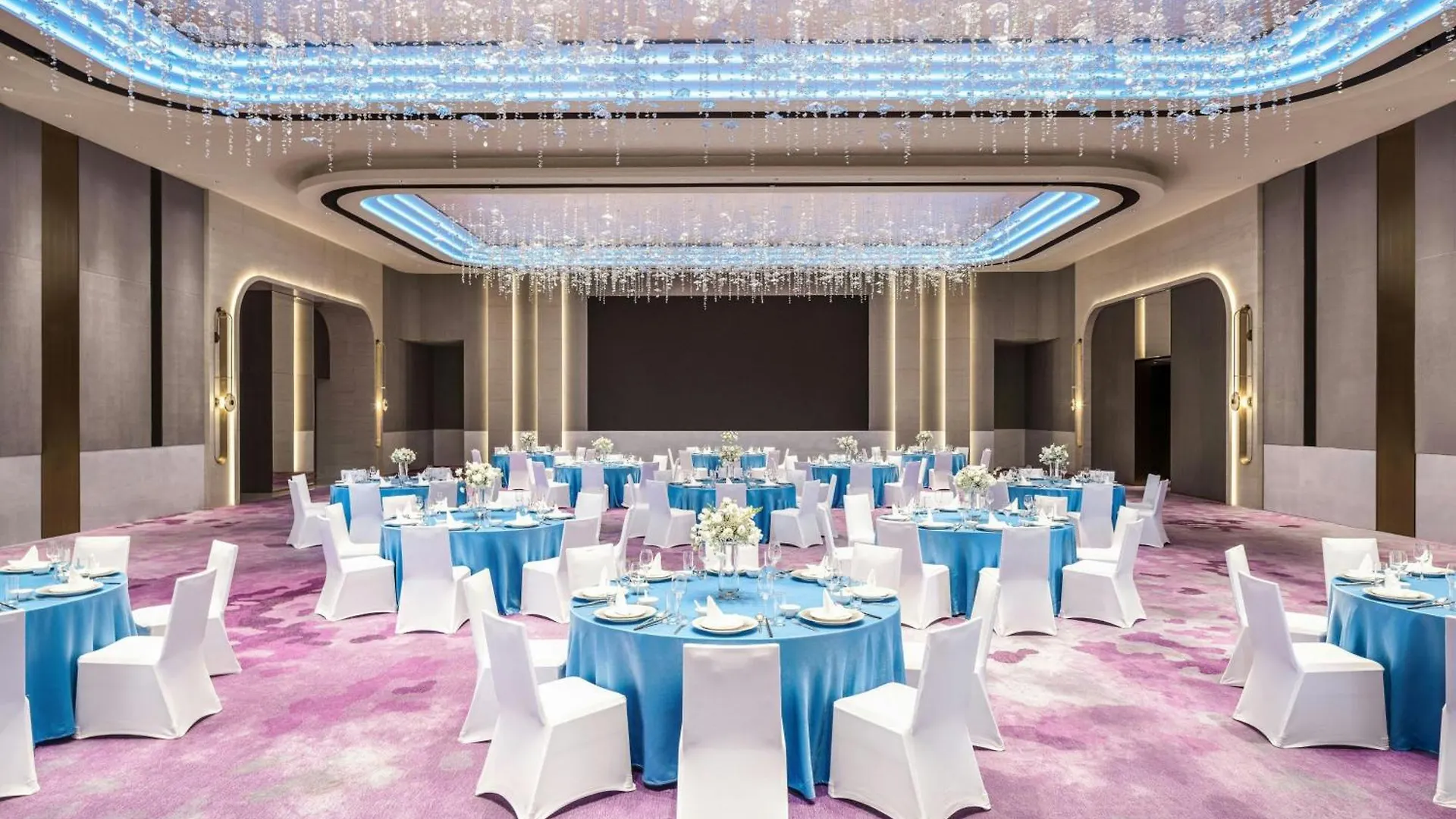 Renaissance Zhuhai Hotel