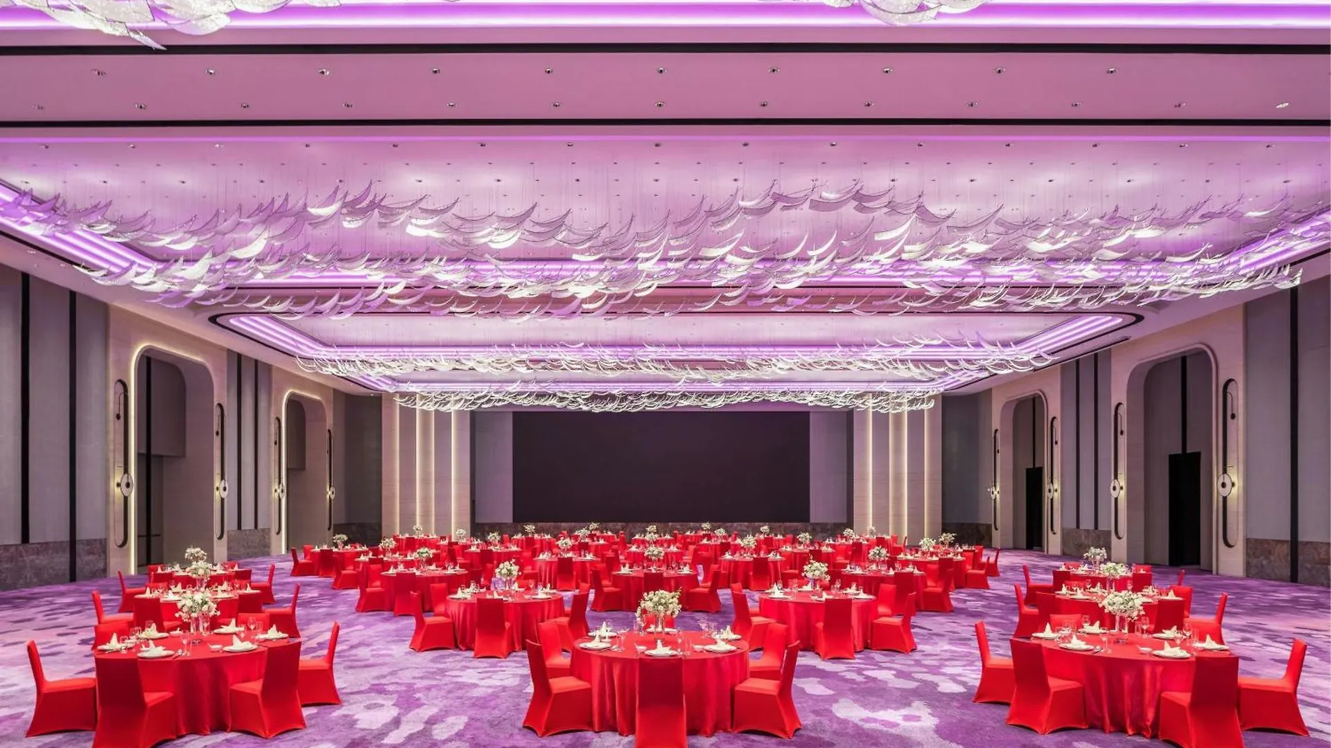 Renaissance Zhuhai Hotel